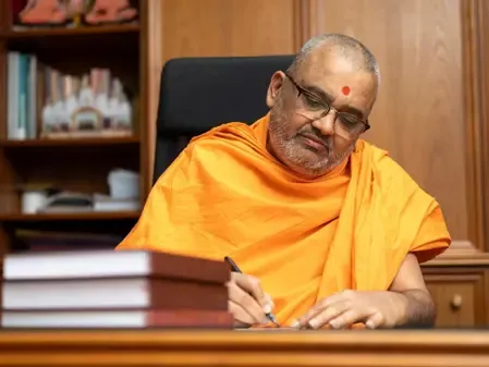 2025 का साहित्य अकादमी पुरस्कार: स्वामी भद्रेशदासजी की कृति 'प्रस्थान चतुष्टय ब्रह्मघोष' को मिला राष्ट्रीय सम्मान
