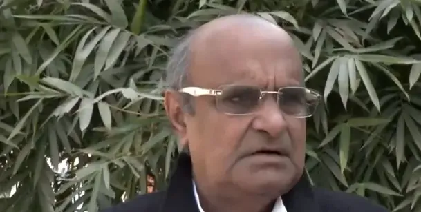 क्या संविधान की रक्षा भारत के लोग करते हैं? : केसी त्यागी