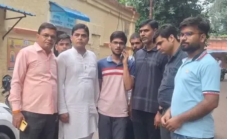 सपा छात्र नेता को 'अ' से अखिलेश और आजम पढ़ाना पड़ा भारी, पुलिस अभिरक्षा में रहना पड़ा 16 घंटे 