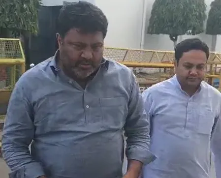 सपा विधायक कमाल अख्तर ने छोड़ा मुख्य सचेतक पद, बोले — अखिलेश यादव के निर्देश पर लिया निर्णय