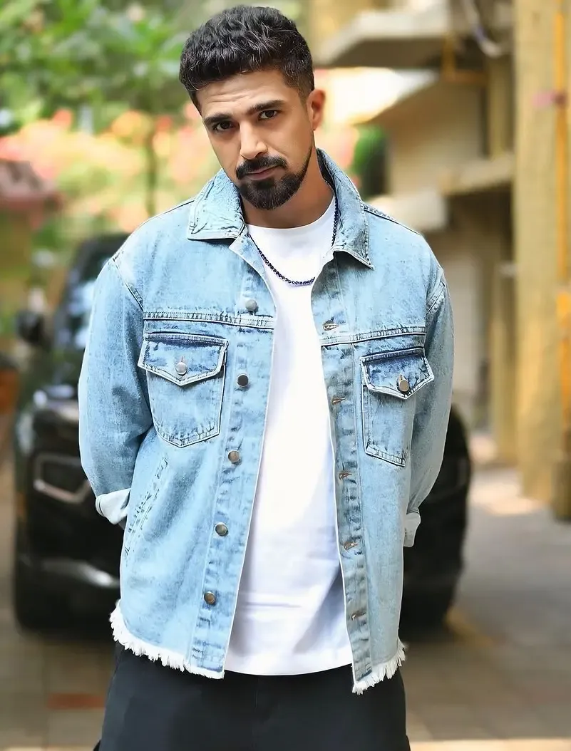 Saqib Saleem Takes the Helm of Mumbai Heroes in Celebrity Cricket League