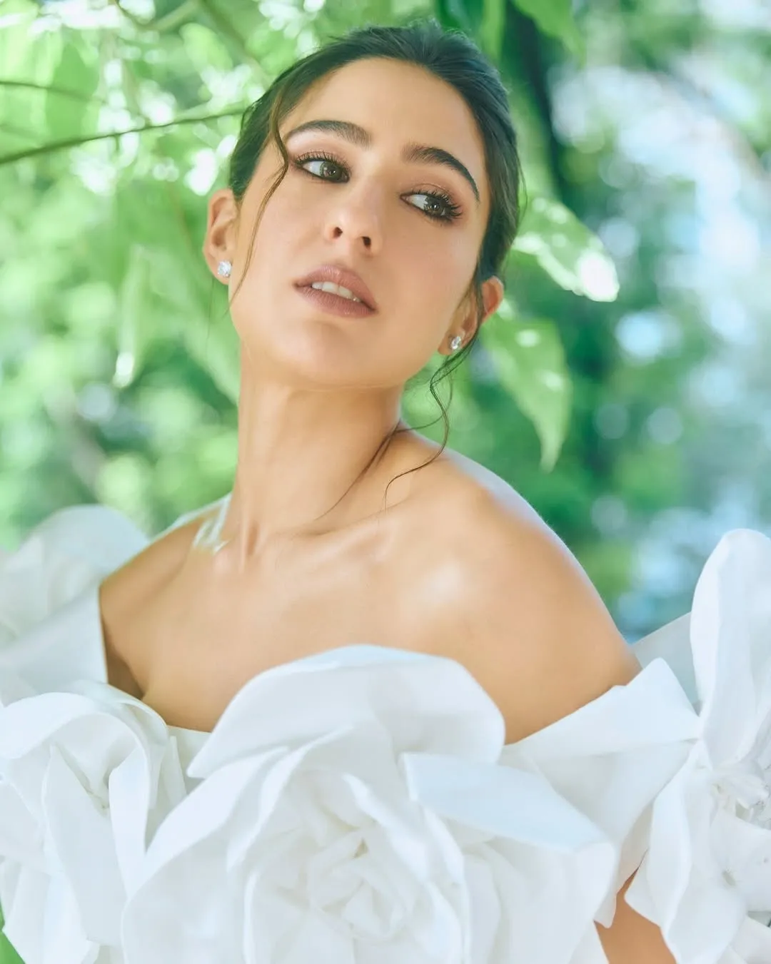 Is Sara Ali Khan Unveiling Her Inner Poet?