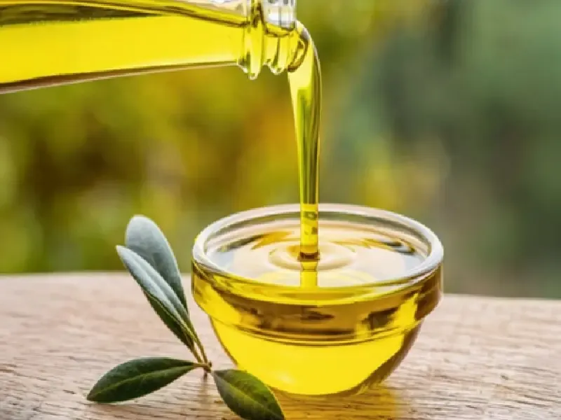 क्या सर्दी से जकड़ रहा है आपका शरीर? अरंडी का तेल देगा अद्भुत राहत और निखार!