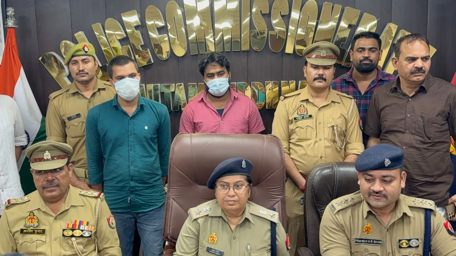 नोएडा में साड़ियों में छिपाकर गांजा तस्करी, अंतरराज्यीय गिरोह का भंडाफोड़, 37 किलो बरामद