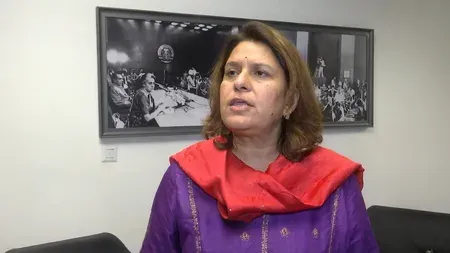छात्रों पर पैलेट गन: सुप्रिया श्रीनेत ने सरकार से माँगा जवाब, 20 जुलाई की घटना पर उठाए सवाल