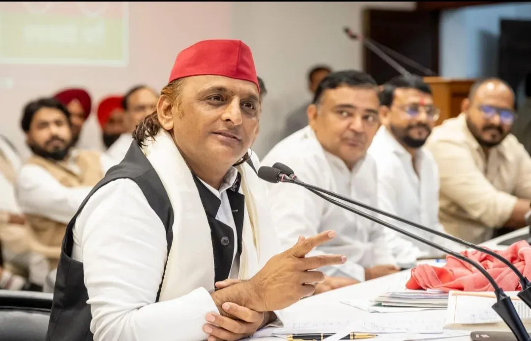 सर्राफा व्यापारी पुलिस उगाही से त्रस्त: अखिलेश यादव ने योगी सरकार पर साधा निशाना