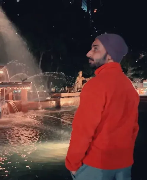 सतिंदर सरताज ऑस्ट्रेलिया की सड़कों पर, 'फलसफे' गाने संग शेयर किया रूहानी वीडियो