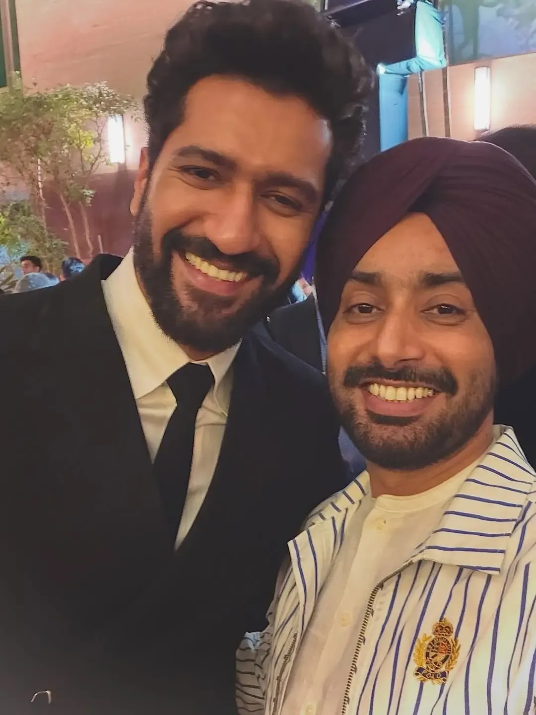 Satinder Sartaaj Captures 'Love and Companionship' with Vicky Kaushal