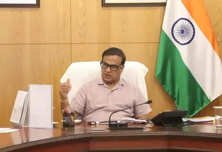 'सत्ता के लिए एक वर्ग को बढ़ावा दे रहीं ममता बनर्जी', 'बांग्ला' विवाद पर हिमंता बिस्वा सरमा का जवाब