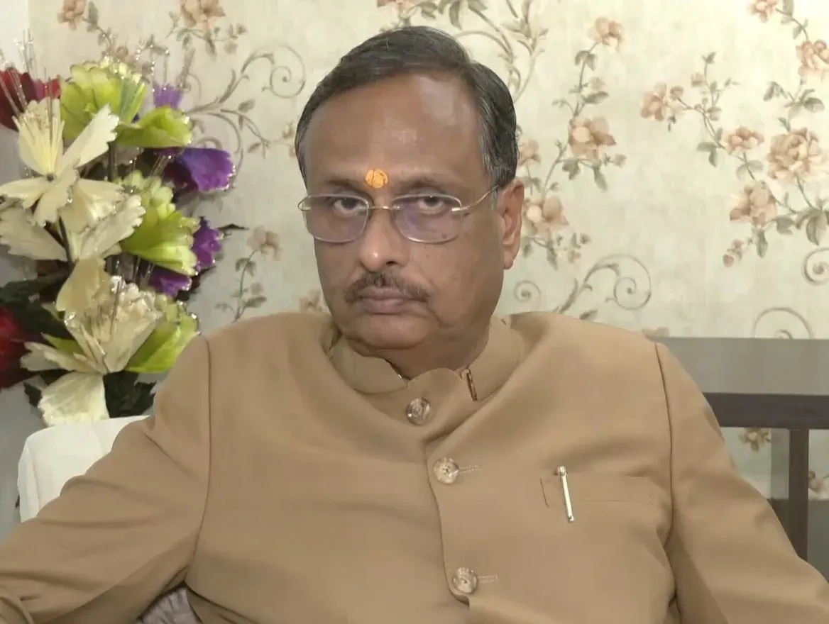 डीएमके का इंडिया अलायंस बैठक बहिष्कार: BJP सांसद दिनेश शर्मा बोले — कांग्रेस 'गद्दार' कहलाई, क्योंकि सत्ता के लिए विरोधियों से हाथ मिलाया