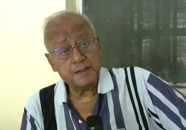 सौगत रॉय का केंद्र पर हमला: 'युवाओं में आक्रोश, सत्ता परिवर्तन चुनाव से ही हो'