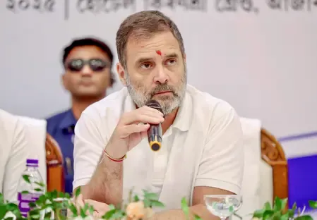 सावरकर टिप्पणी मामले में राहुल गांधी को राहत, सुप्रीम कोर्ट ने बरकरार रखा अंतरिम आदेश