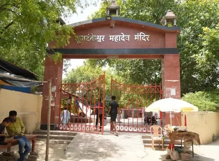 सावन विशेष: काशी का शूलटंकेश्वर महादेव मंदिर, जहां गंगा के वेग को बाबा विश्वनाथ ने त्रिशूल से रोका