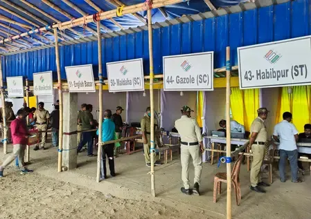 Supreme Court Rejects West Bengal Poll Officers' SIR Roll Deletion Plea