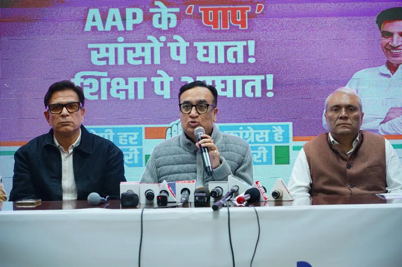 Declining School Admissions and Rising Pollution Under AAP: Ajay Maken