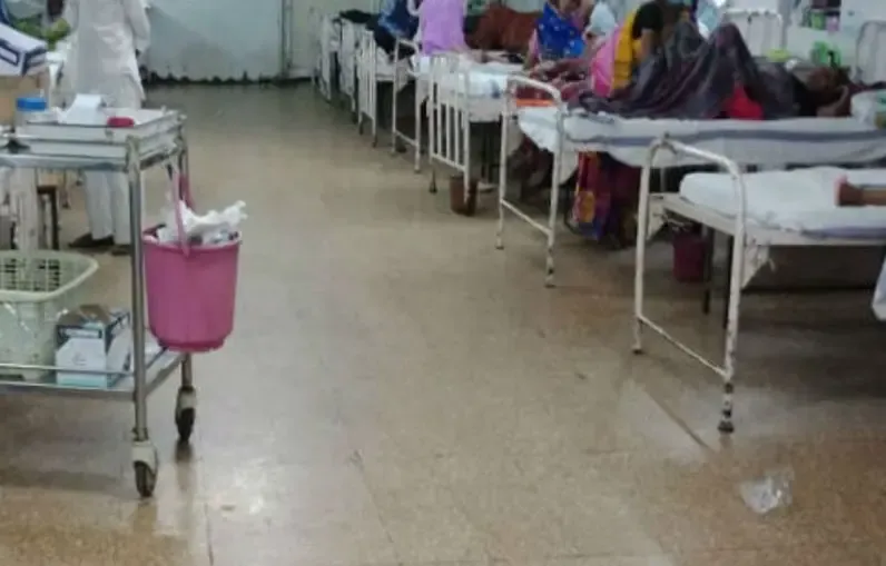 Schoolgirls Hospitalized After Chemical Attack During Holi in Gadag, Karnataka