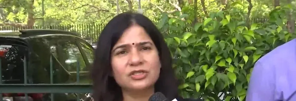 Supreme Court stray dog order: Mixed reactions from activists, lawyers, residents