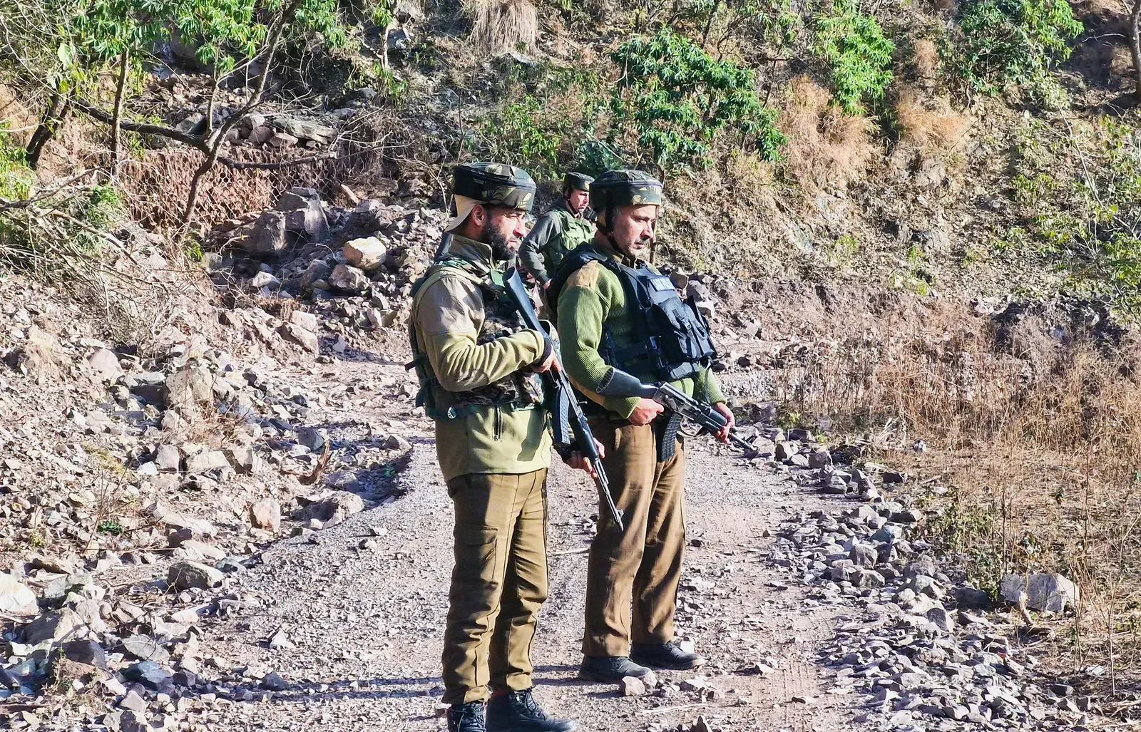 Kathua search operation launched after villagers report suspicious movement near border