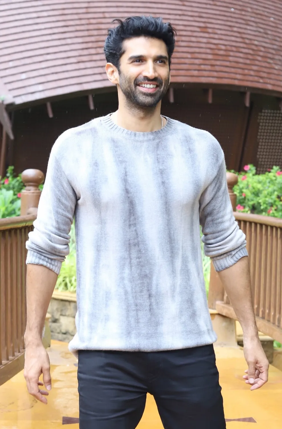 Did a Dubai Woman Really Break into Aditya Roy Kapoor's Home?