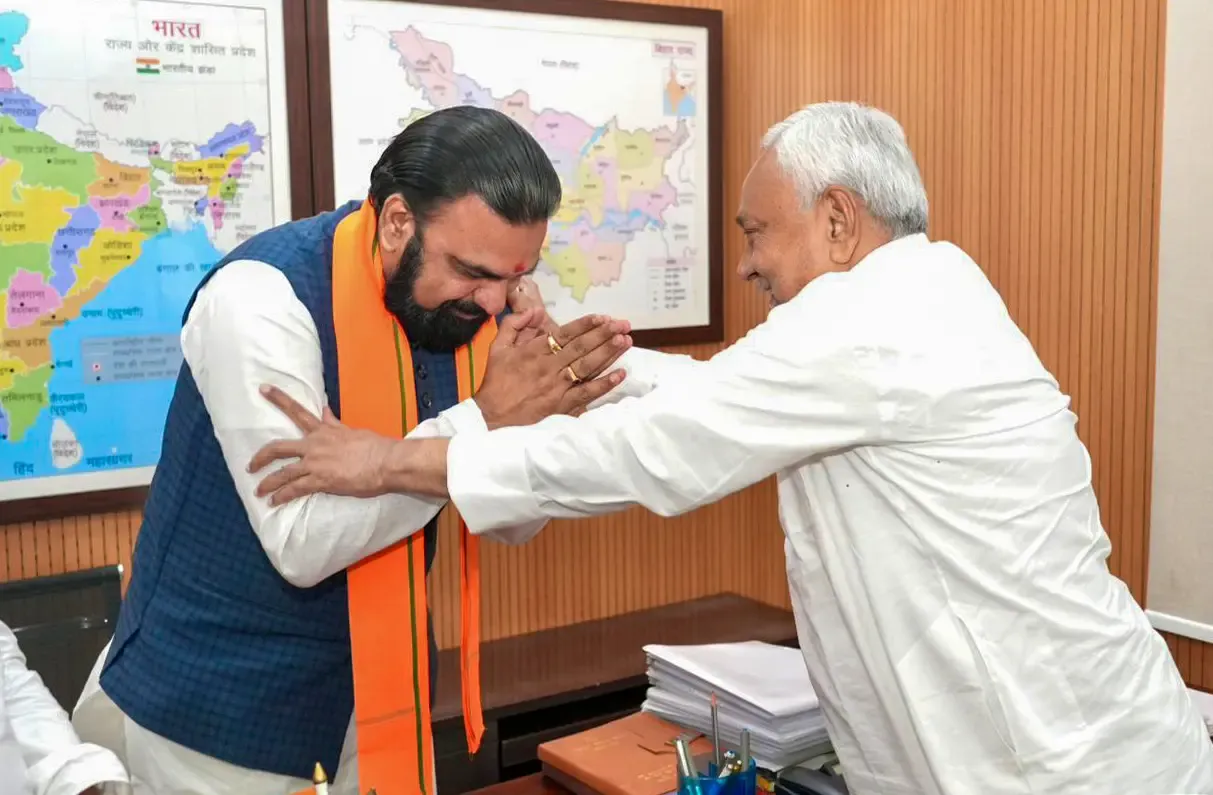 'Selected CM' or 'Elected CM'? Tejashwi Yadav's Take on Samrat Choudhary's New Role in Bihar