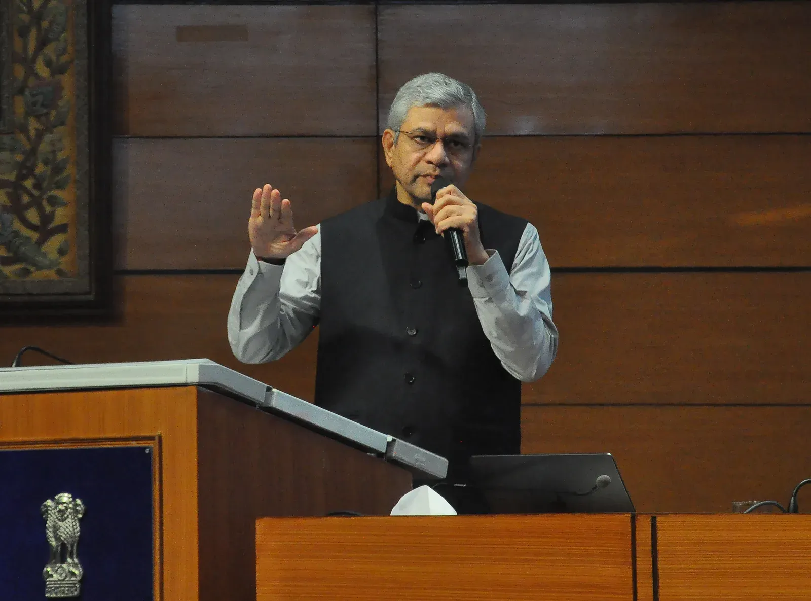 India's semiconductor ecosystem to generate 50,000–60,000 direct jobs: Vaishnaw