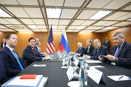 Lavrov meets Rubio in Manila, signals Russia's readiness on Ukraine deal