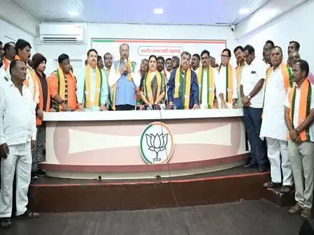 Is This a Major Setback for Congress in Maharashtra as MLC Pradnya Satav Joins BJP?
