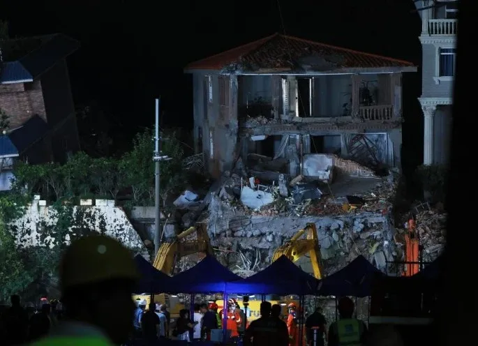 What Happened in Guangzhou After the Landslide?