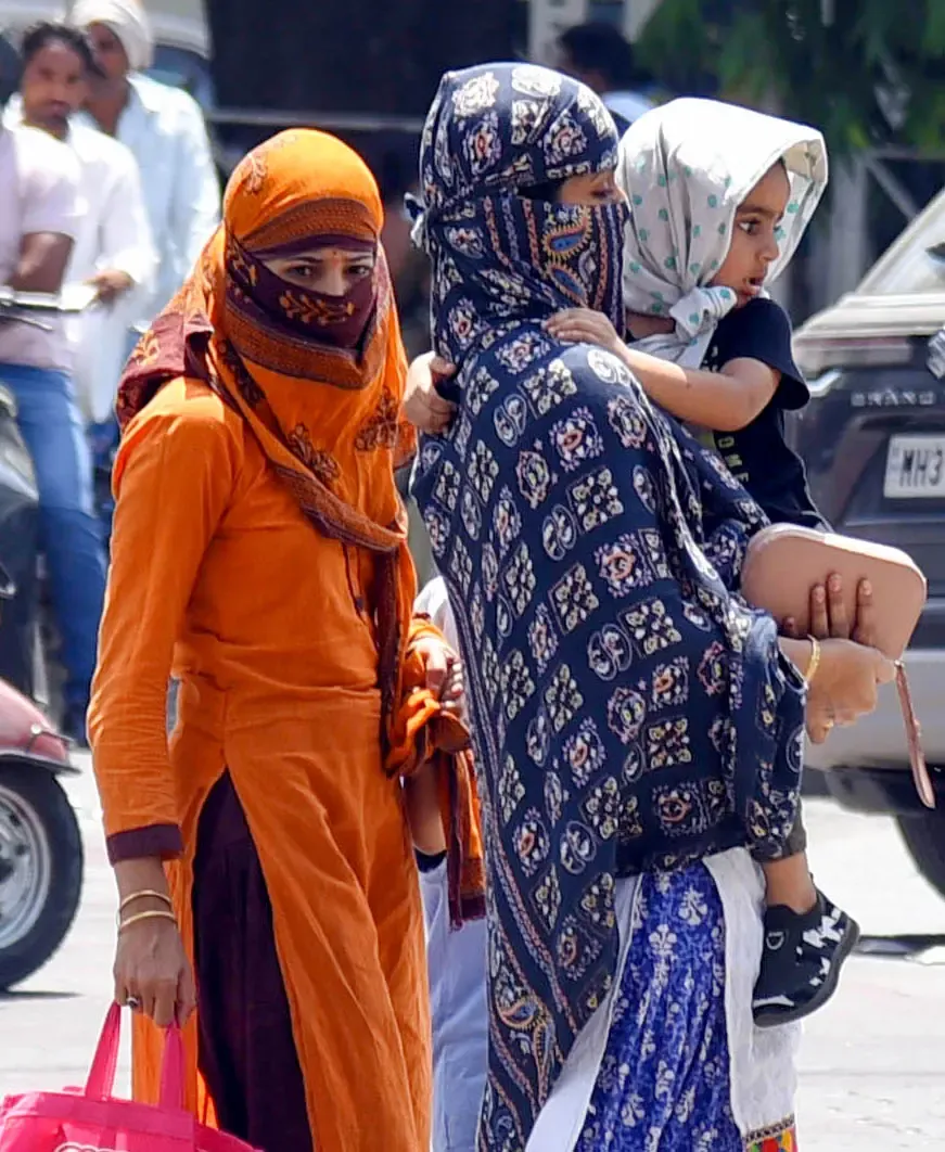 Intense Heatwave Hits Rajasthan; Barmer Reaches 45.6°C