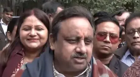 शाहरुख खान तय करें वे भारत के साथ या देशविरोधी ताकतों के: प्रवीण खंडेलवाल