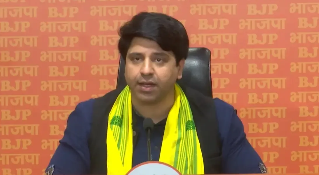 क्या शहजाद पूनावाला ने ई-सिगरेट घटना पर उठाए सवाल, टीएमसी को अब भी एक्शन नहीं लेना चाहिए?