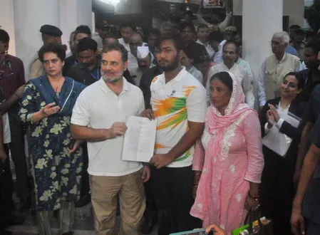 'शरीर में 200 से अधिक छर्रे, आंख की रोशनी गई', एफआईआर में साहिल लोचब का दावा