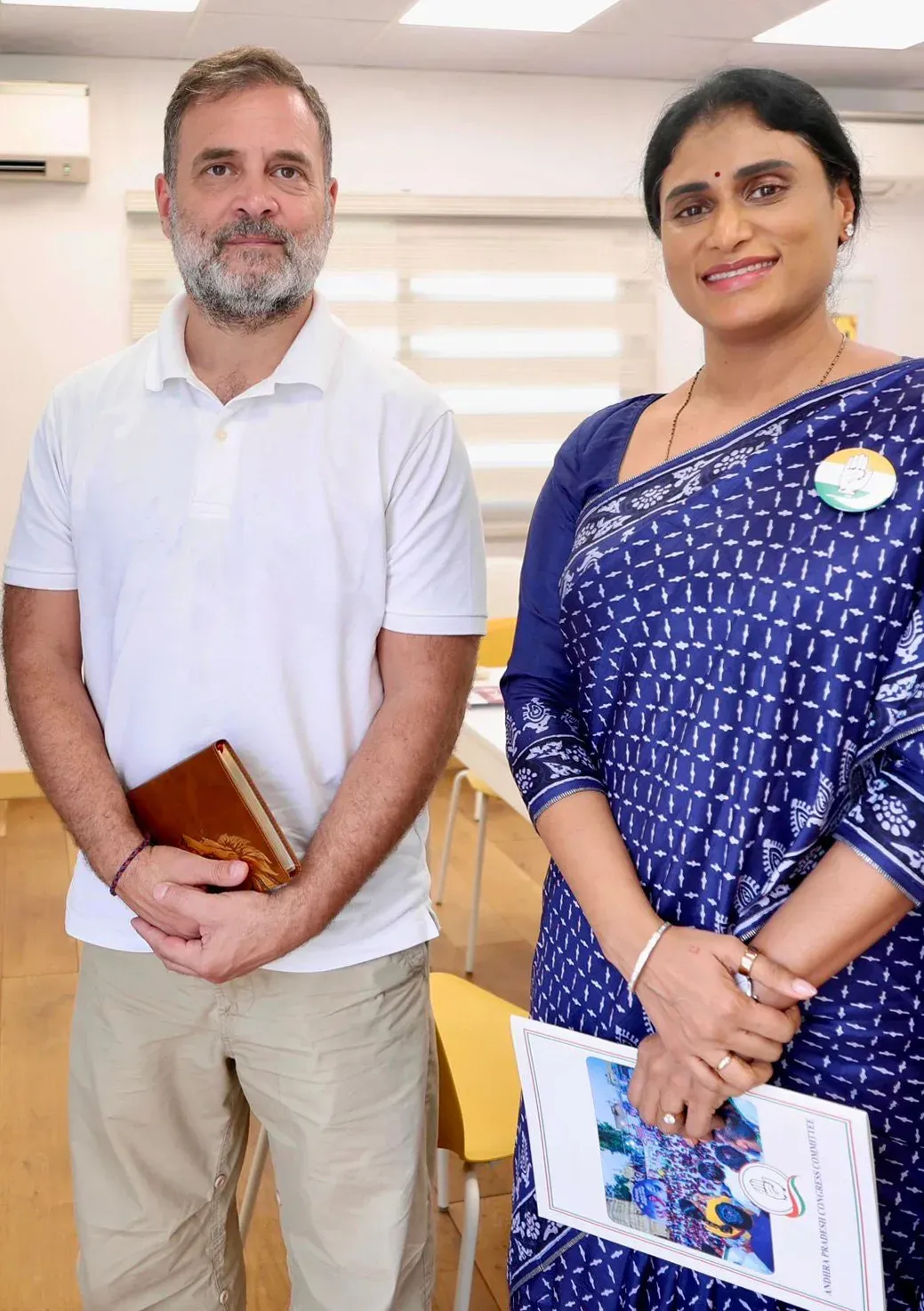 Y.S. Sharmila meets Rahul Gandhi amid Rajya Sabha nomination buzz