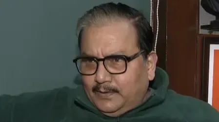 शशि थरूर की तारीफ पर सांसद मनोज झा का तंज, बिहार का काम सिर्फ मजदूर सप्लाई करना 