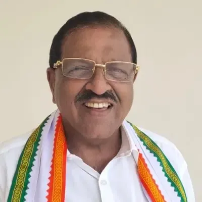 Should Shashi Tharoor Cease His Double Standards?