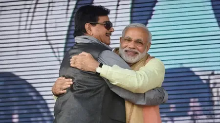 शत्रुघ्न सिन्हा ने एडवांस में PM मोदी को दी जन्मदिन की बधाई, पुरानी तस्वीरें साझा कर लिखा — 'दोस्त को शुभकामनाएं'