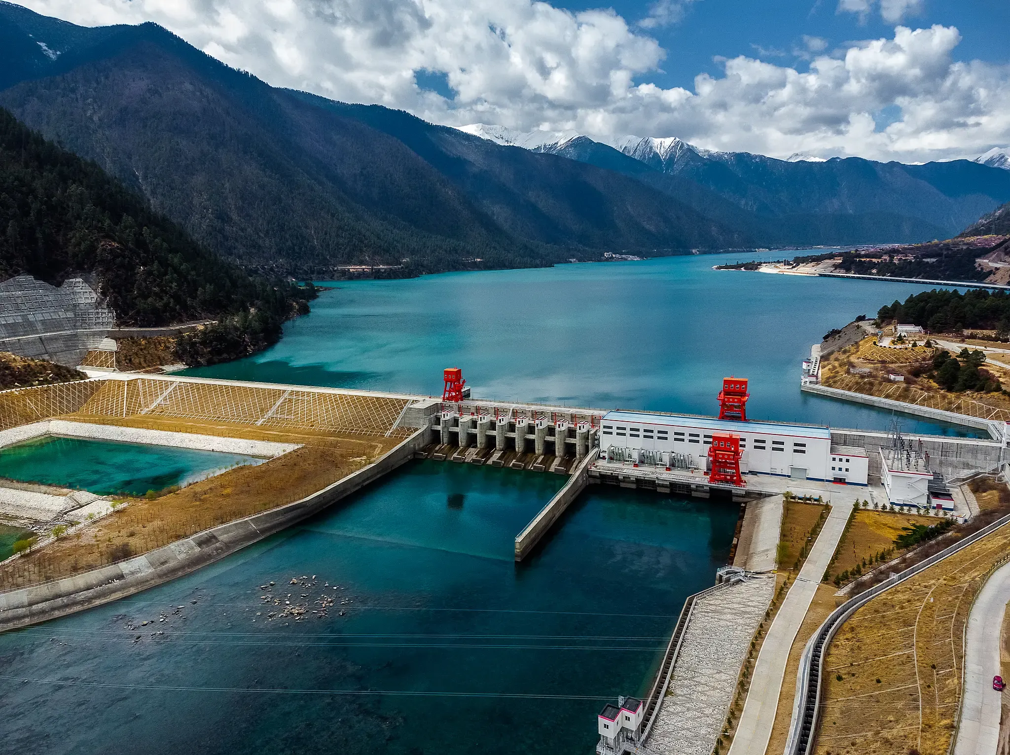 क्या शीत्सांग में 14वीं पंचवर्षीय योजना के तहत जल संरक्षण पर 40 अरब युआन से अधिक का निवेश हुआ?