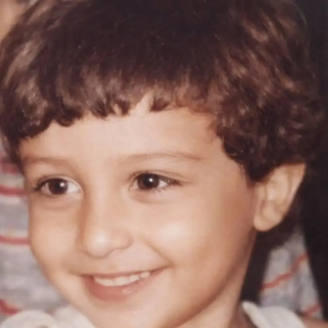 How does Shekhar Suman remember his late son Aayush?