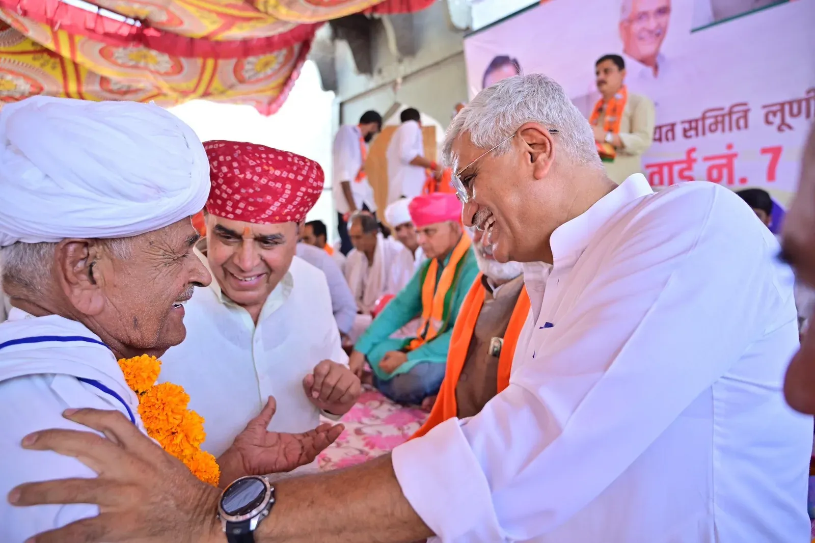 Shekhawat campaigns in Luni's Finchi village for Panchayat polls