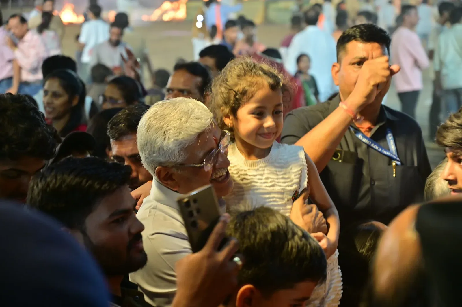 Shekhawat hails Dussehra fest at Chaupasani Housing Board