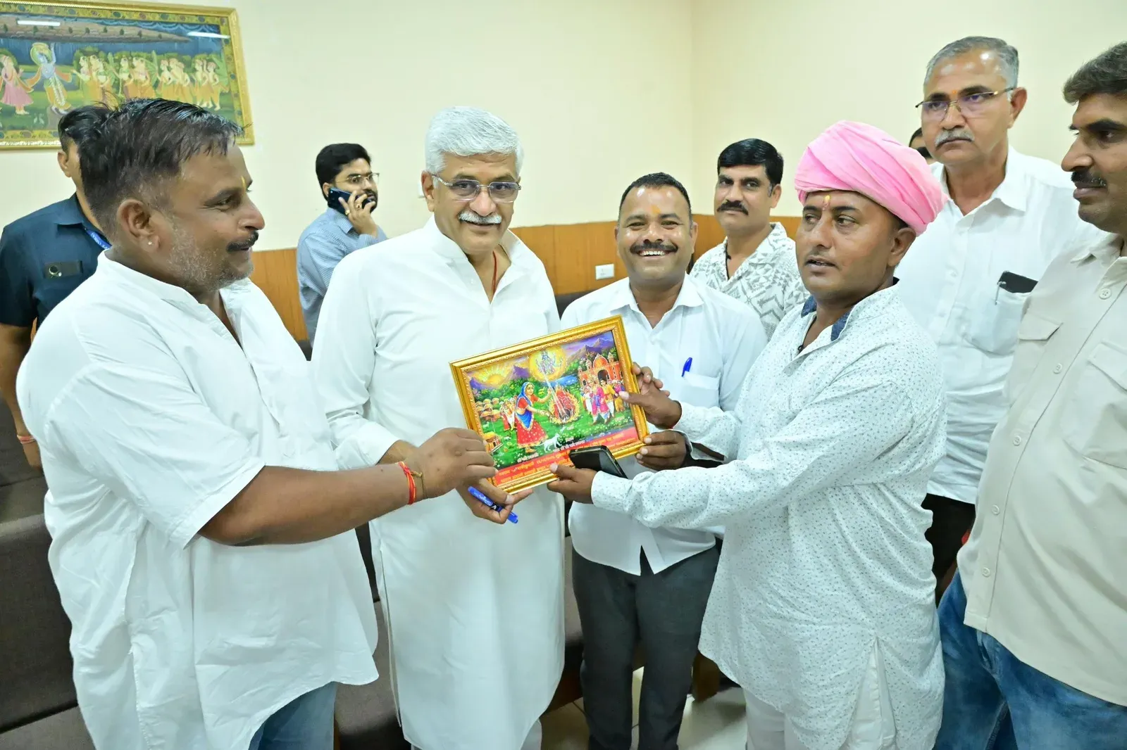 Shekhawat Meets Constituents at Jodhpur Circuit House