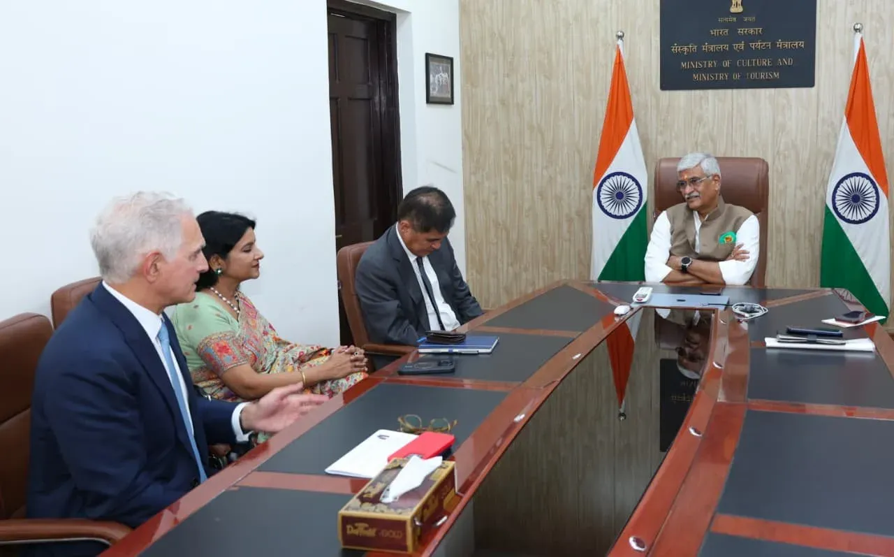 Shekhawat meets Hyatt Global CEO on India tourism push