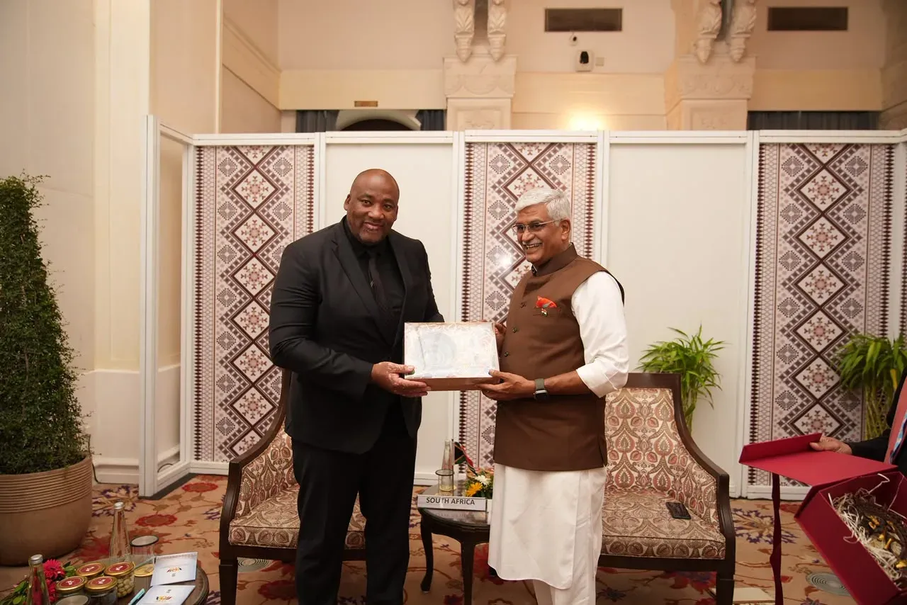 Shekhawat meets South Africa's McKenzie at BRICS Culture Meet