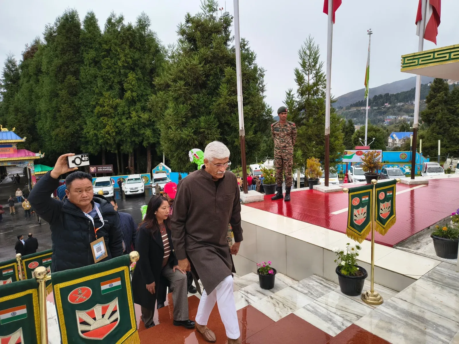Shekhawat pays tribute at Tawang War Memorial to 1962 heroes