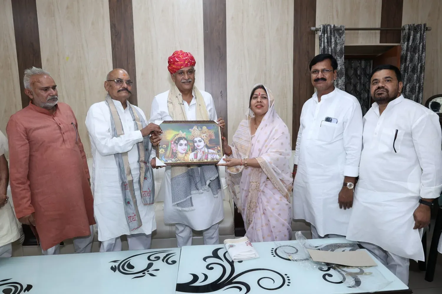 Shekhawat Visits Bharatpur BJP Office, Meets Party Workers