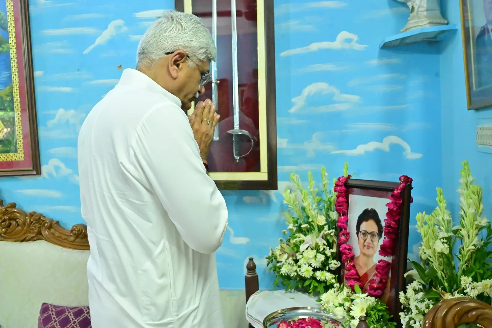 Shekhawat Visits Jodhpur Families, Attends Condolence Meets
