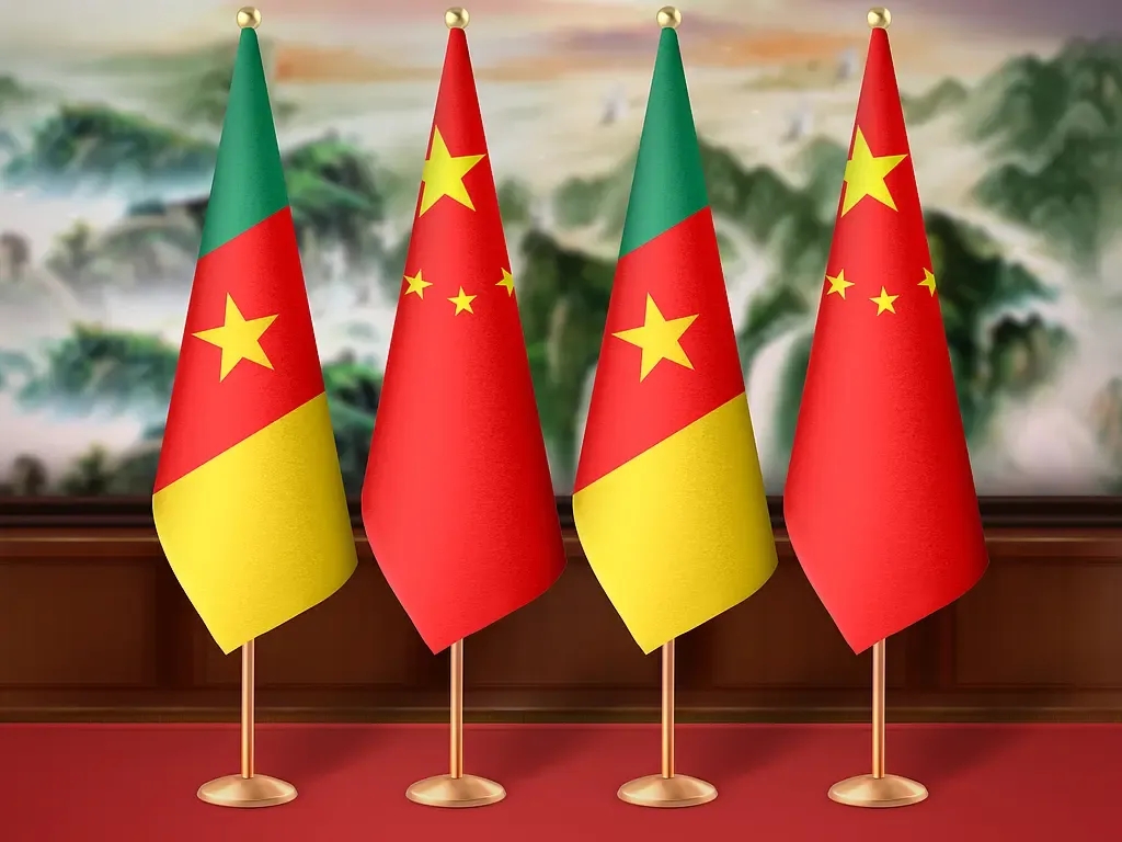 क्या शी चिनफिंग ने कैमरून के राष्ट्रपति पॉल बिया के पुनर्निर्वाचन पर बधाई संदेश भेजा?