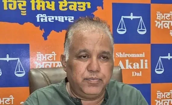 हजूर साहिब में सुखबीर सिंह बादल पर हमला, दाहिना हाथ चोटिल; अकाली दल ने की कड़ी निंदा