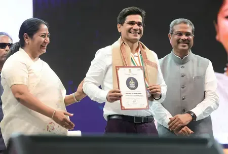 नई दिल्ली : शिक्षक महाकुंभ में गूंजा 'विकसित भारत' का संकल्प