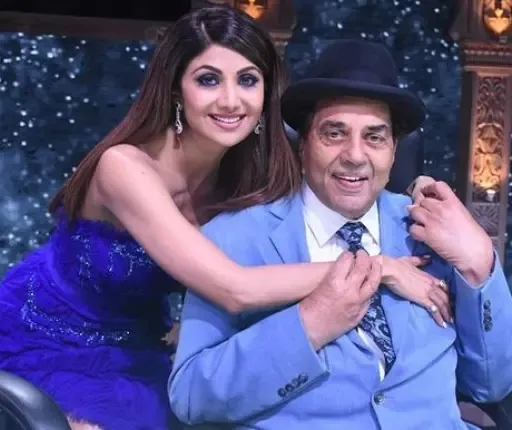 What Did Shilpa Shetty Say About Her Experience with Dharmendra?